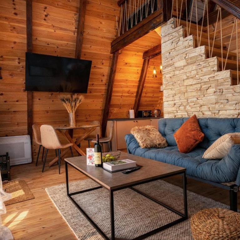 PeaksView Chalets - Two-Bedroom Chalet - 14