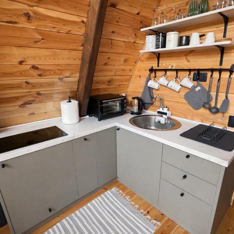 PeaksView Chalets - Two-Bedroom Chalet - 11