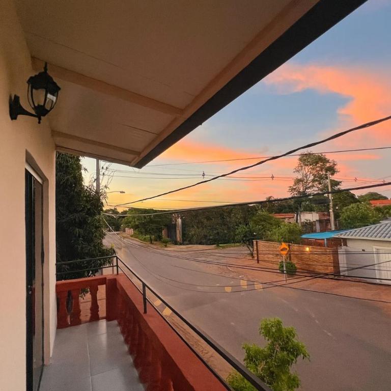 Apartamento entero cerca del Comite Olimpico, Conmebol y Aeropuerto en barrio residencial del centro de Luque - Two-Room Apartment - 12