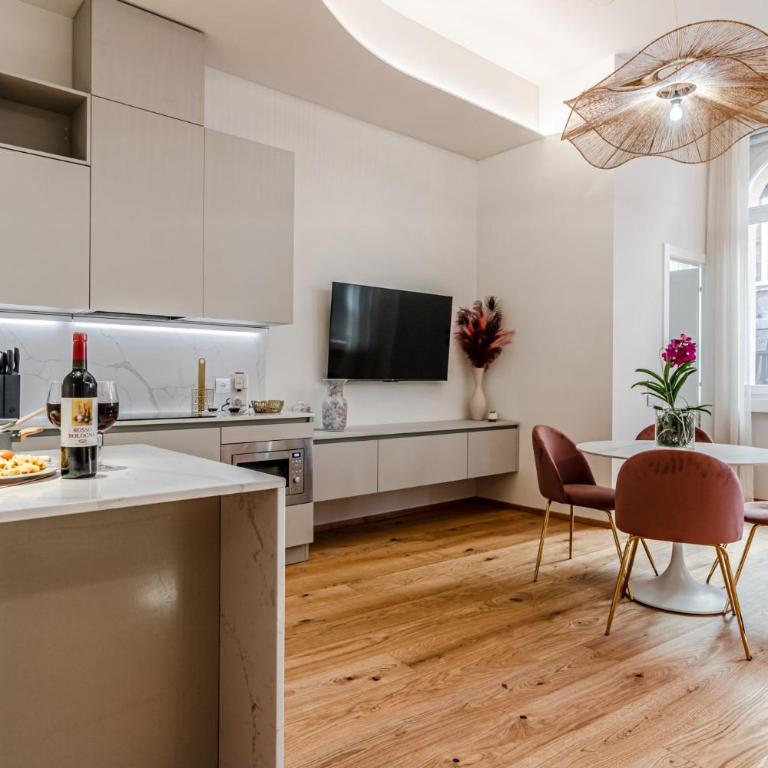 Realkasa Kairos Luxury Apartments - Two-Bedroom Apartment - 10