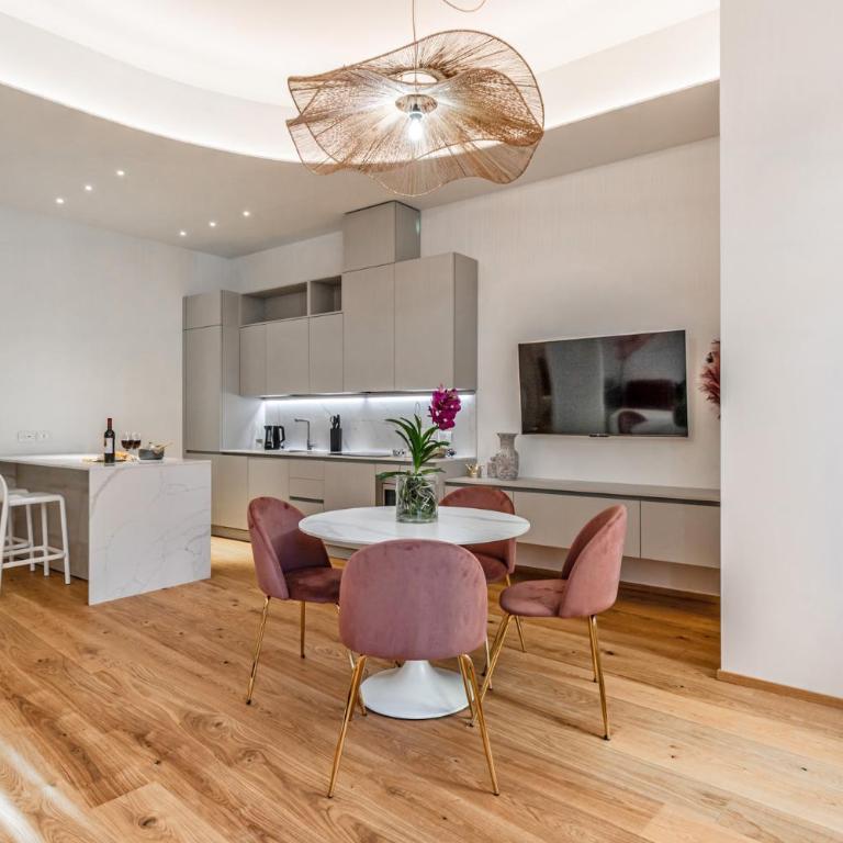 Realkasa Kairos Luxury Apartments - Two-Bedroom Apartment - 20