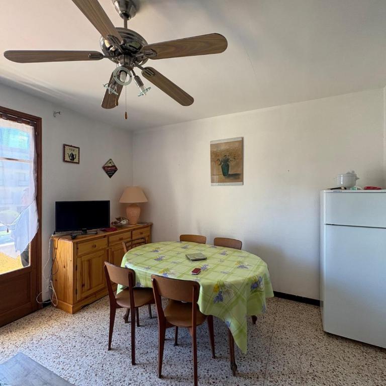Appt 4 personnes - balcon - 100 m plage - Appartement 1 Chambre - 2