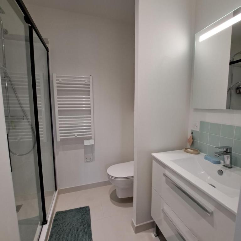 Maison avec dépendance, proche de la plage - Three-Bedroom House - 6