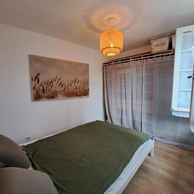 Maison avec dépendance, proche de la plage - Three-Bedroom House - 12
