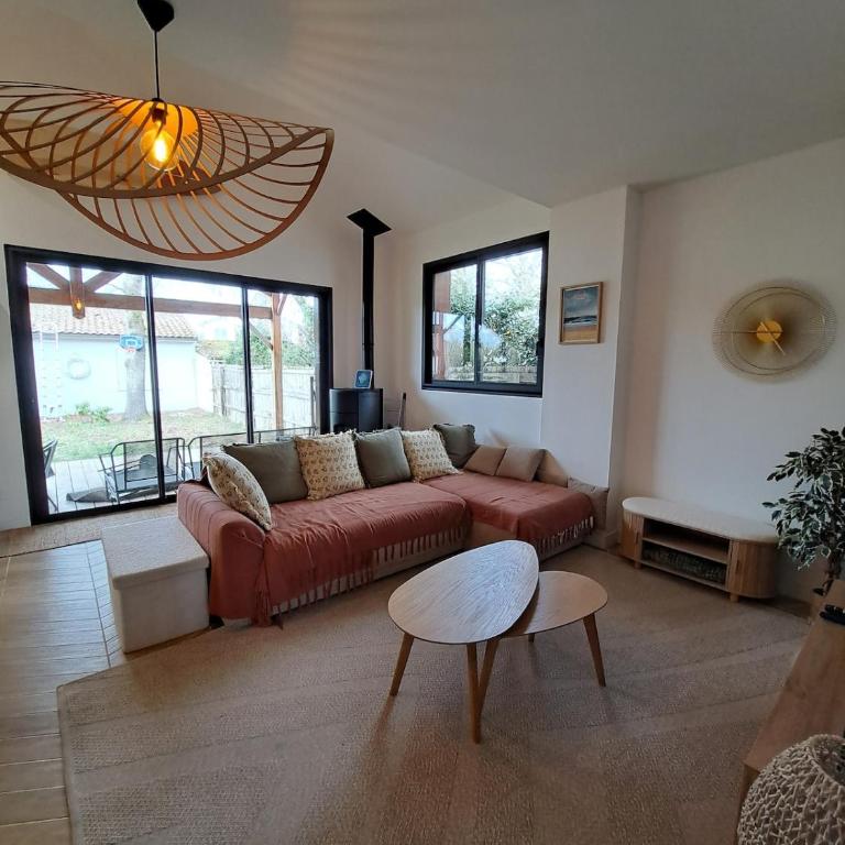 Maison avec dépendance, proche de la plage - Three-Bedroom House - 23