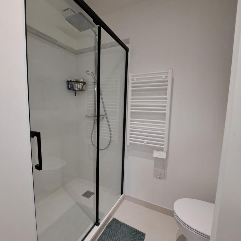 Maison avec dépendance, proche de la plage - Three-Bedroom House - 30