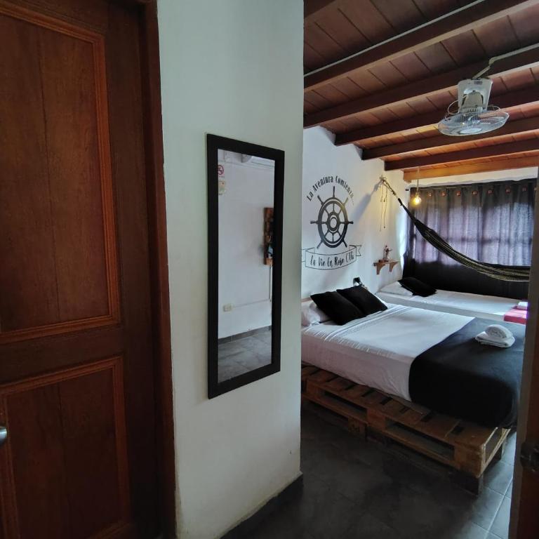 CASA HOSTAL Cartagena - Double Room with Private Bathroom - 6