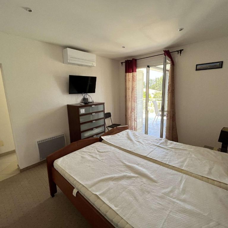 Charmante villa 3 chambres avec piscine privée à 10 min de la plage, climatisée, parking - FR-1-607-26 - Villa - 21
