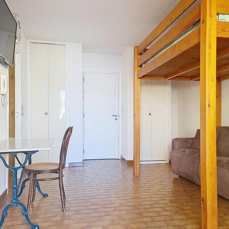 Studio climatisé avec grande terrasse à Bormes - FR-1-610-109 - Studio - 7