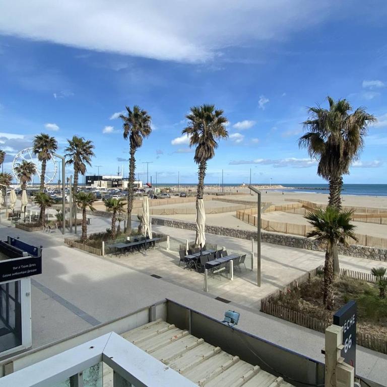T3 bord de mer rénové, loggia, parking privé - FR-1-696-129 - Appartement - 16