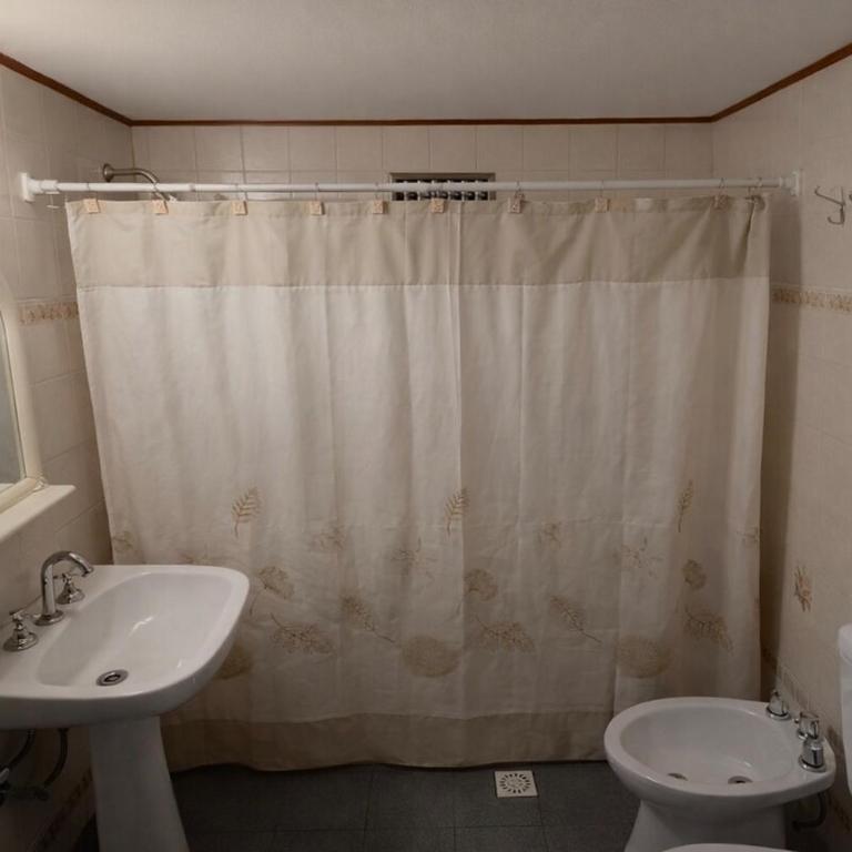 Cozy house with mountain view 15 min to pier - Apartamento de 1 dormitorio - 2
