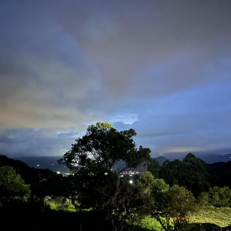 Finca La Esperanza Campestre Cucunuba - Casa de 4 dormitorios - 21
