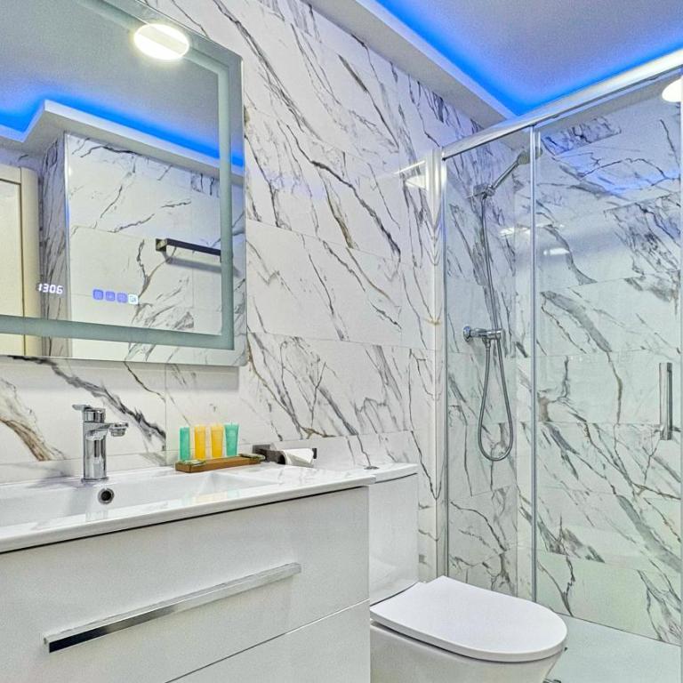 Tamarindo I by Terreta Rentals - Two-Bedroom Apartment - 14
