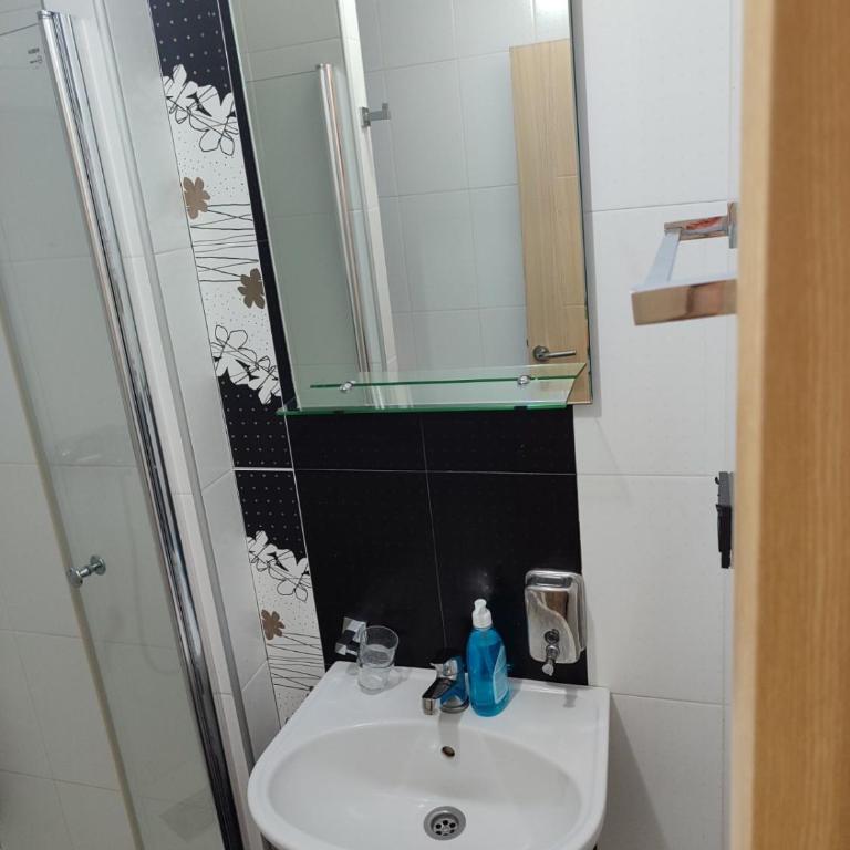 Centar slope apartman - Room #1581347903 - 1
