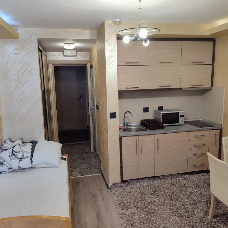 Centar slope apartman - Room #1581347903 - 6