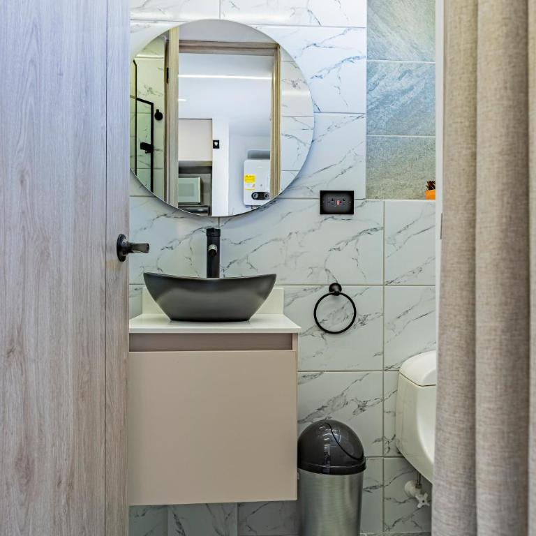 Exclusivo Urban Loft en Laureles - One-Bedroom Apartment - 9