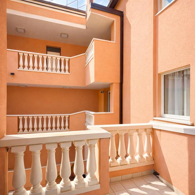 Hotel Fiamma & SPA Cesenatico - Camera Tripla - 12