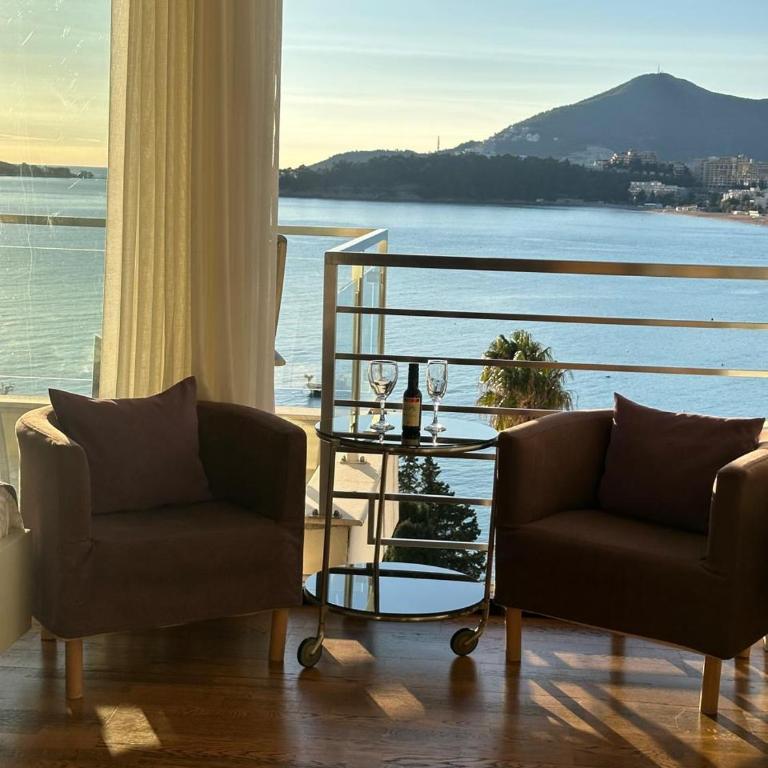 Meridian Hotel - Dvokrevetna soba sa Bračnim Krevetom ili Zasebnim Krevetima, Balkonom i Pogledom na More - 7