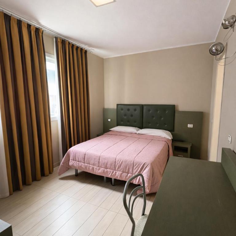 Hotel Fiamma & SPA Cesenatico - Chambre Double Standard - 9
