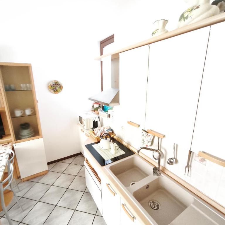 Bernina Express Apartment Il cuore di Lara e Stefy right in front of the train station, with garden and free parking - Apartment mit 1 Schlafzimmer - 13