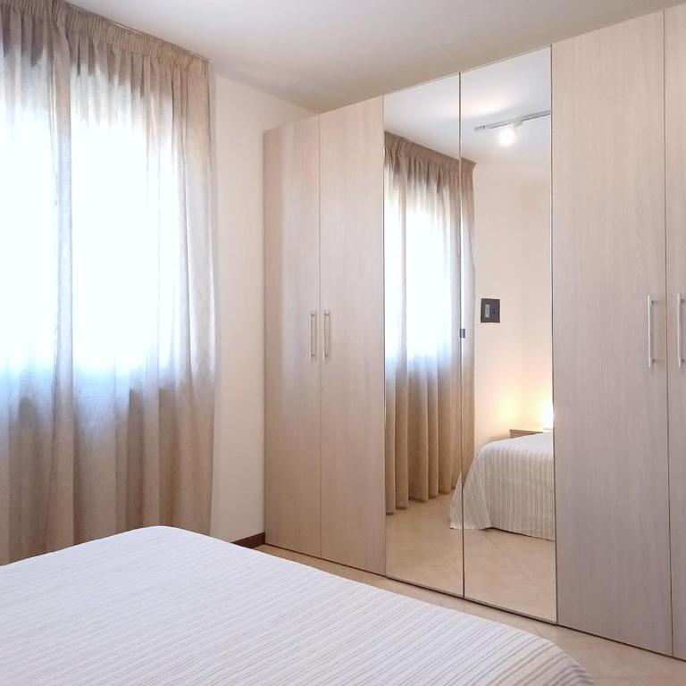 Verona Top Floor Flat & Garage - Apartment - 12