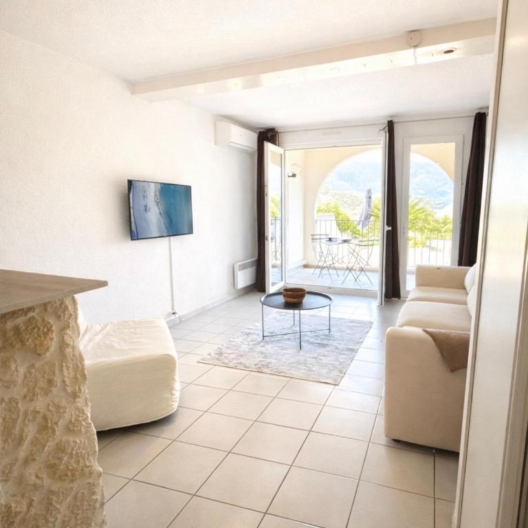 Studio Régina - Plage & port de Calvi à pied - One-Bedroom Apartment - 2