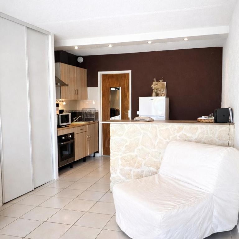 Studio Régina - Plage & port de Calvi à pied - One-Bedroom Apartment - 5
