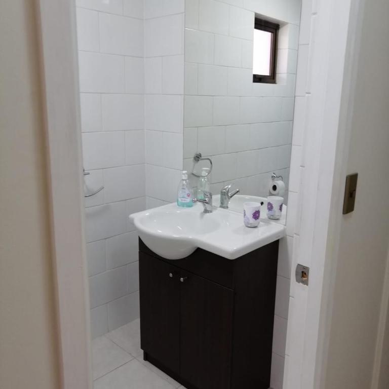 Bella Curacaví 1hr de Stgo 150mil al día 7pers piscina 4d 3b - Room #1584763601 - 22