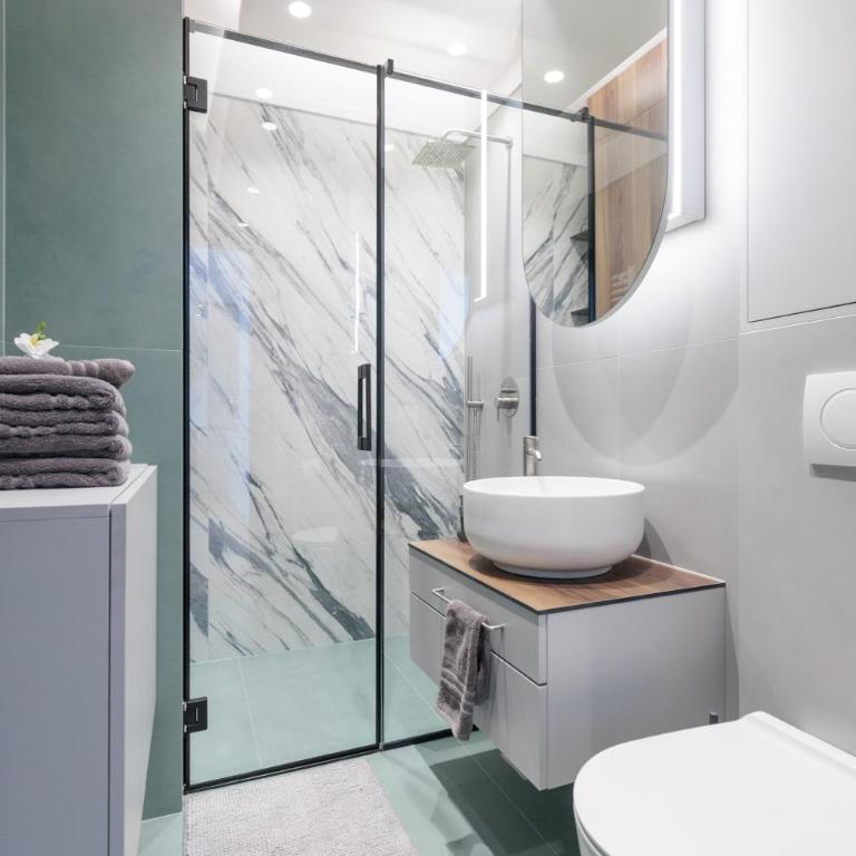 Premium Apartments - One-Bedroom Apartment - 3