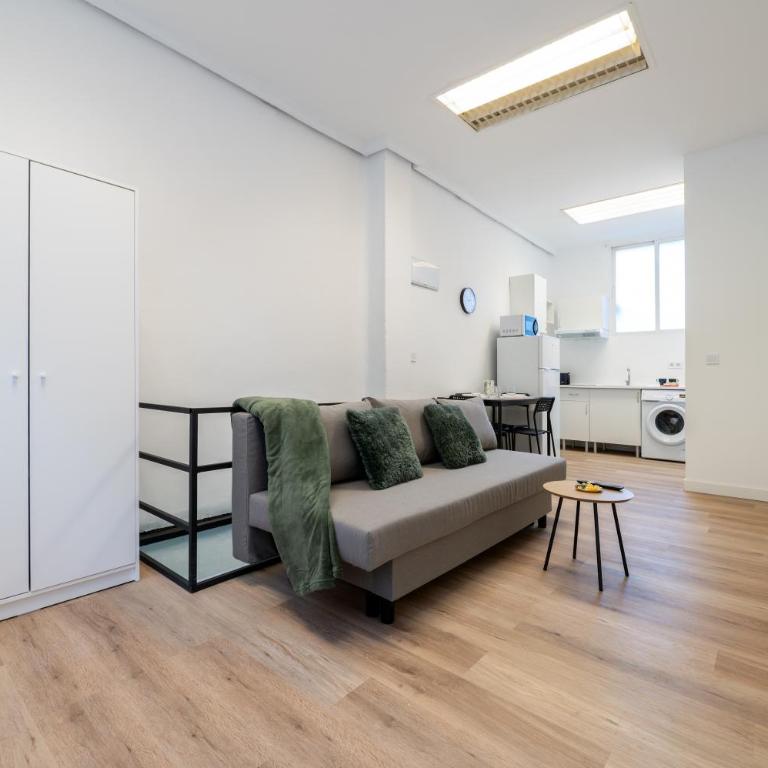 City Comfort - Two-Bedroom Apartment - 1