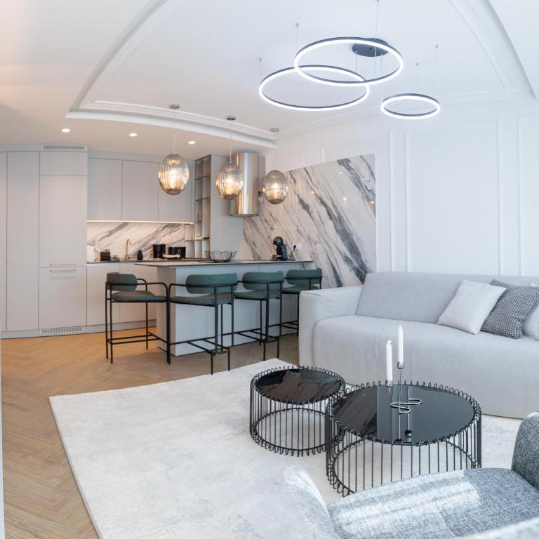 Premium Apartments - One-Bedroom Apartment - 12