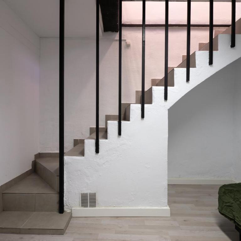 City Comfort - Two-Bedroom Apartment - 30