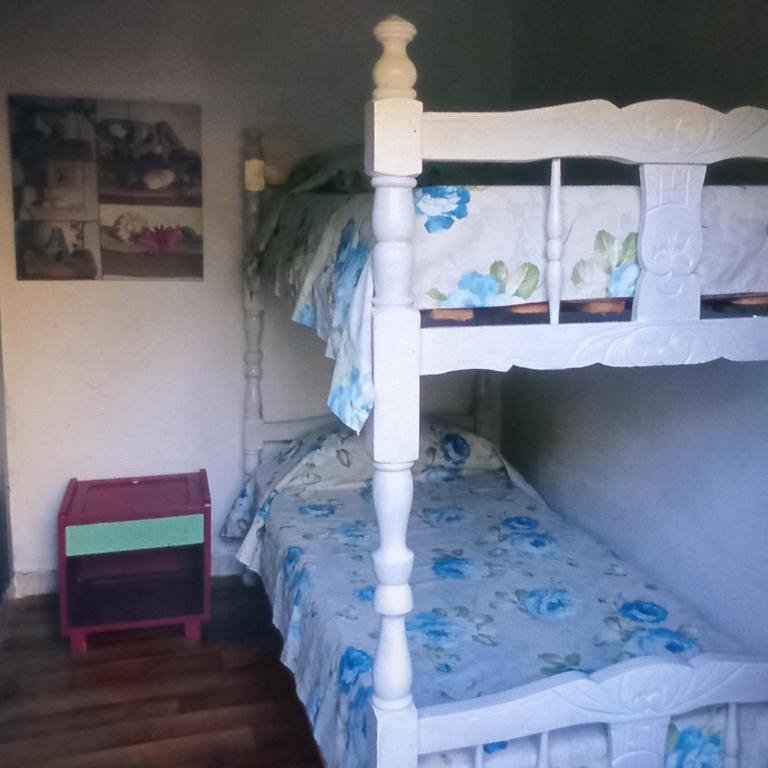 Luna - Room #1534196303 - 6