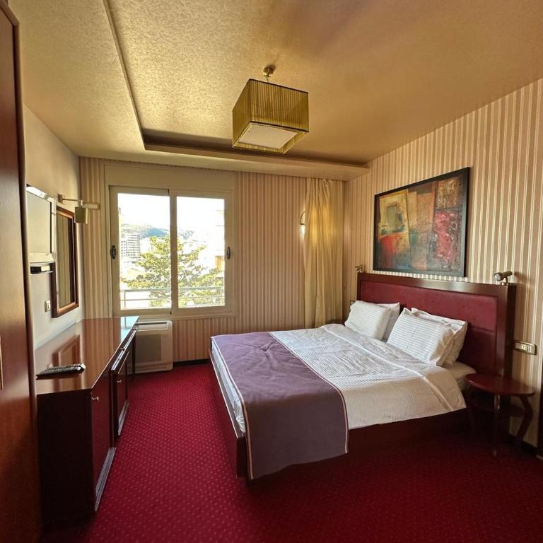 Meridian Hotel - Porodična Soba sa Terasom i Pogledom na More - 7