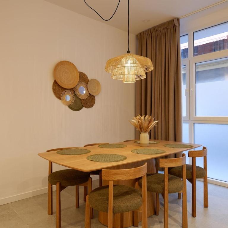 Milos cozy, family-friendly apartment in Patraix - Two-Bedroom Apartment - 14