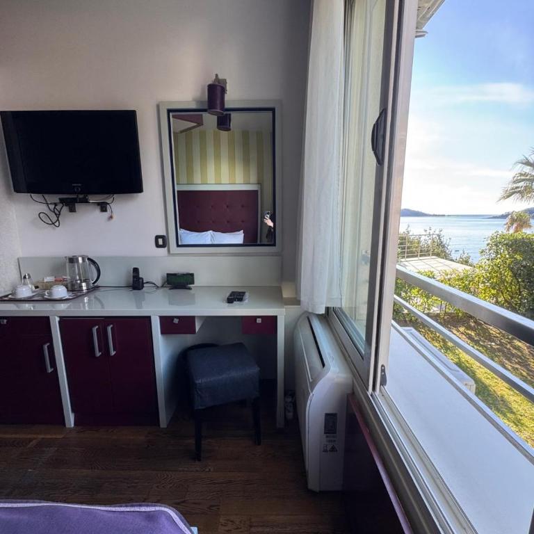 Meridian Hotel - Dvokrevetna Soba sa Bračnim Krevetom - 7