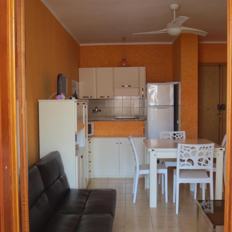 Vieste Sunrise Apartment - Two-Bedroom Deluxe Apartment with Balcony - 1