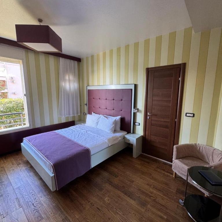 Meridian Hotel - Dvokrevetna Soba sa Bračnim Krevetom - 9