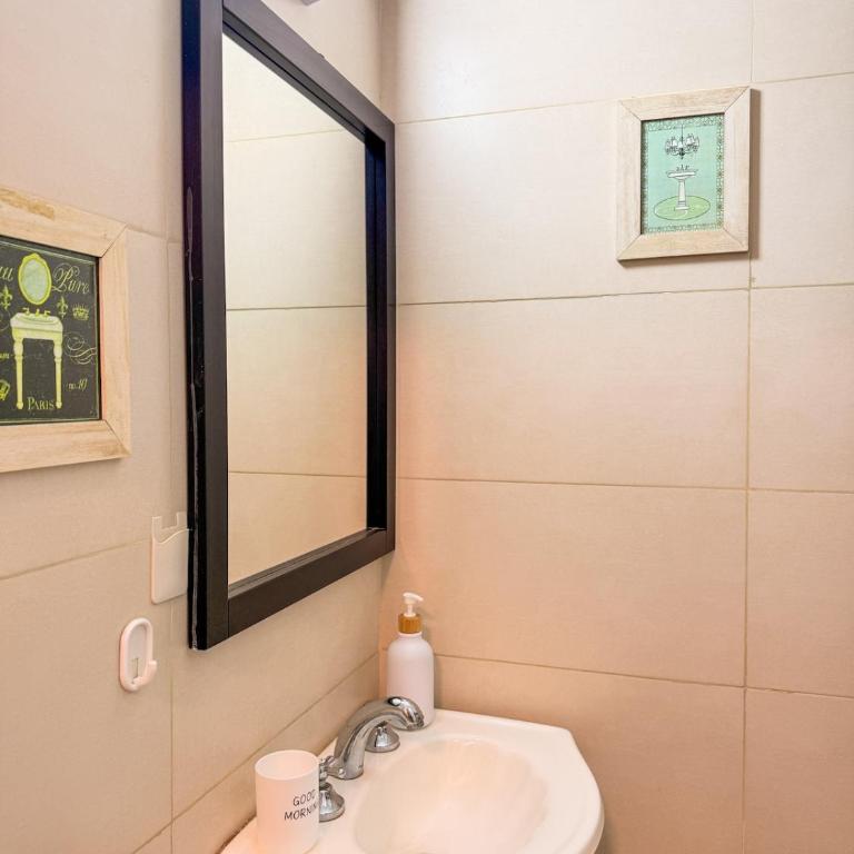 Monoambiente moderno en Güemes a pasos del Aldrey - Room #1584792301 - 14