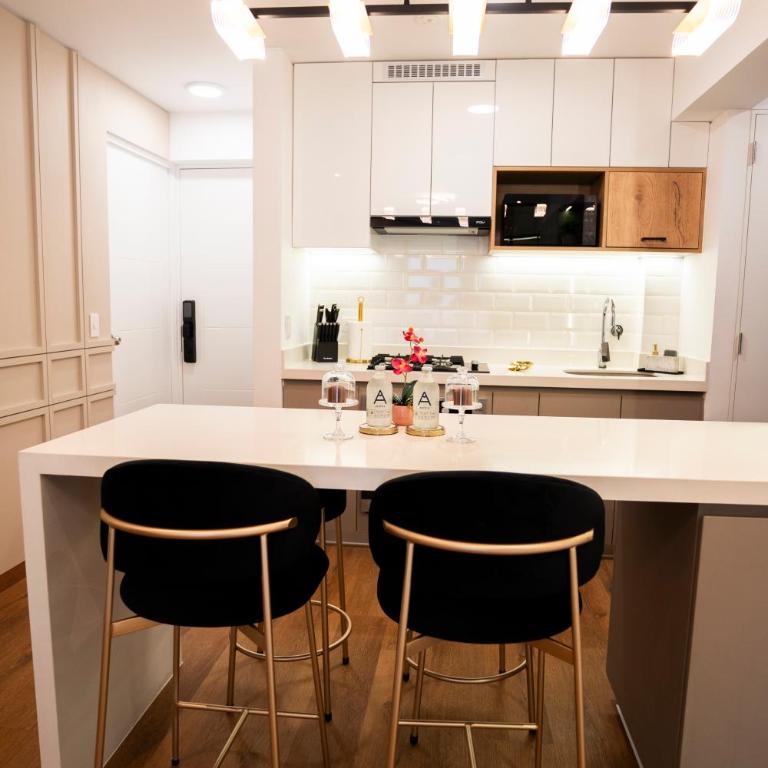 Miraflores Prime Apartment - full AC-Kennedy Park - Two-Bedroom Apartment - 12