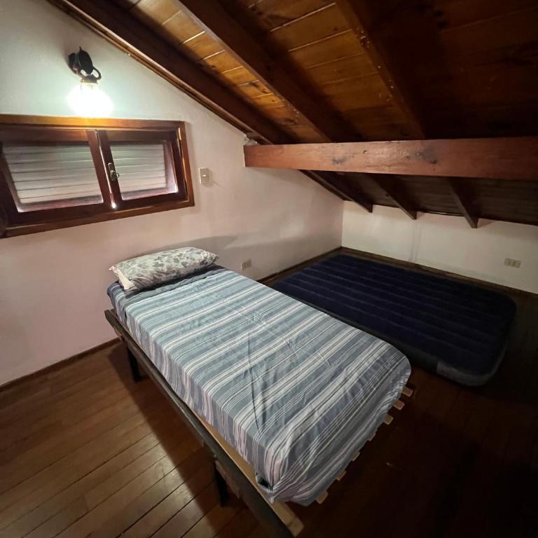 Check and Home - Casa Belgrano - 6 Huéspedes Amplio en Zona La Perla - Casa con 1 dormitorio - 3