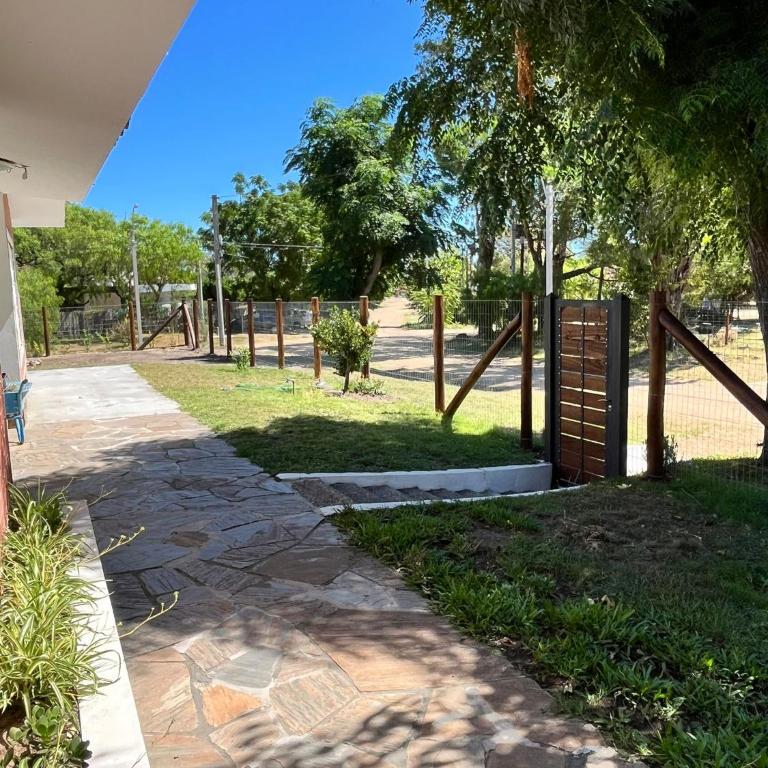 Hermosa casa a dos cuadras de la playa - Two-Bedroom House - 3