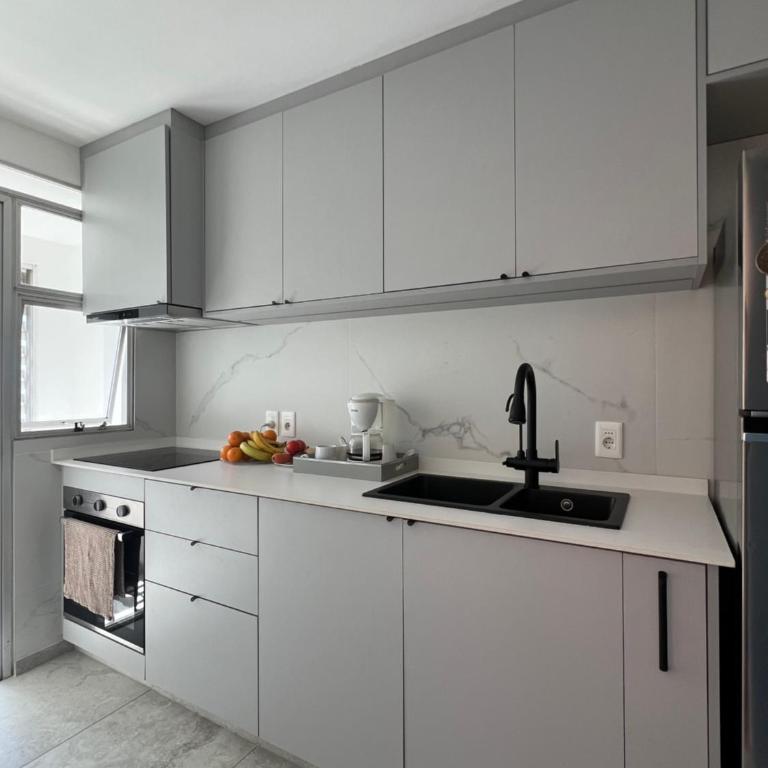 Habitación con baño privado en Pocitos - Habitación Individual con baño privado - 1