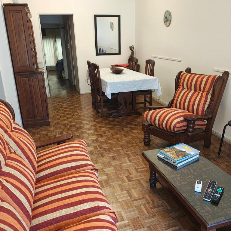Palermo Soho, Plaza Italia frente a Expo La Rural - Apartamento Estándar de 2 dormitorios - 4