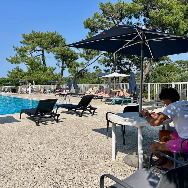 Chiberta Studio 3 étoiles climatisé piscine plage & golf - Apartment mit 1 Schlafzimmer - 56