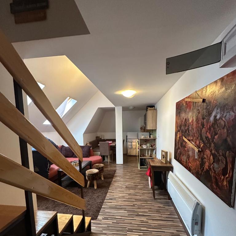 Chalet Pinecone - Ušuškan apartman, savršen za zimu i leto - Modern Mountain Retreat with Stunning View - Room #1584822901 - 22