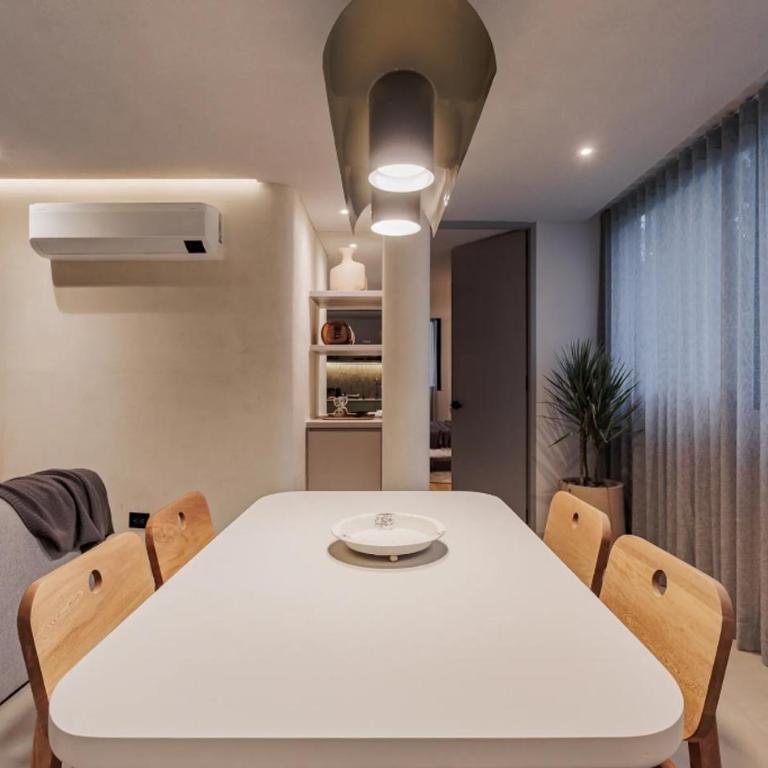 Lujoso apartamento en la zona más exclusiva de Medellín a 3 minutos de Provenza, muy amplio com jacuzzi - Room #1584835601 - 2