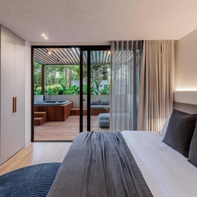 Lujoso apartamento en la zona más exclusiva de Medellín a 3 minutos de Provenza, muy amplio com jacuzzi - Room #1584835601 - 8