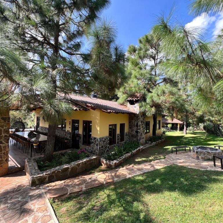 Cabaña No 10 Puerta del Bosque Mazamitla - Chalet - 2