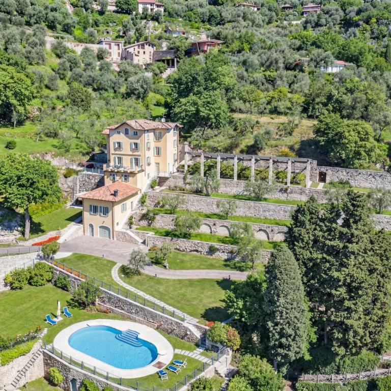 Limonaia dei Dogi Entire 7BR Villa with Private Pool & Lake Garda View - Villa avec Piscine Privée - 1